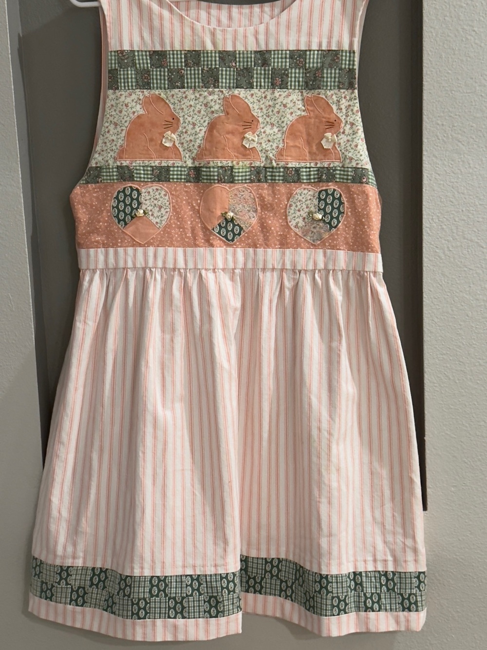 Girls handmade quilted Pink Striped Dress with Decorative Border and bunnies. - Picture 2 of 7